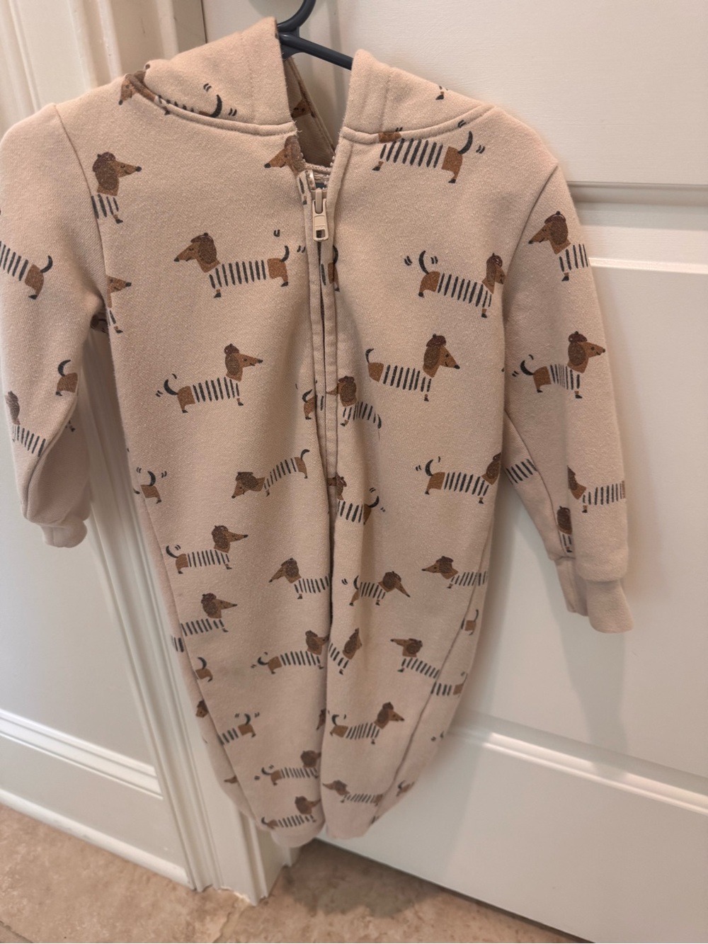Boys zip front romper by Rylee + Cru. Size 18-24 months.
